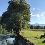 Vikendica Na Plivi Сasa de vacaciones