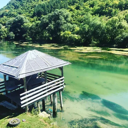 Vikendica Na Plivi * Sipovo